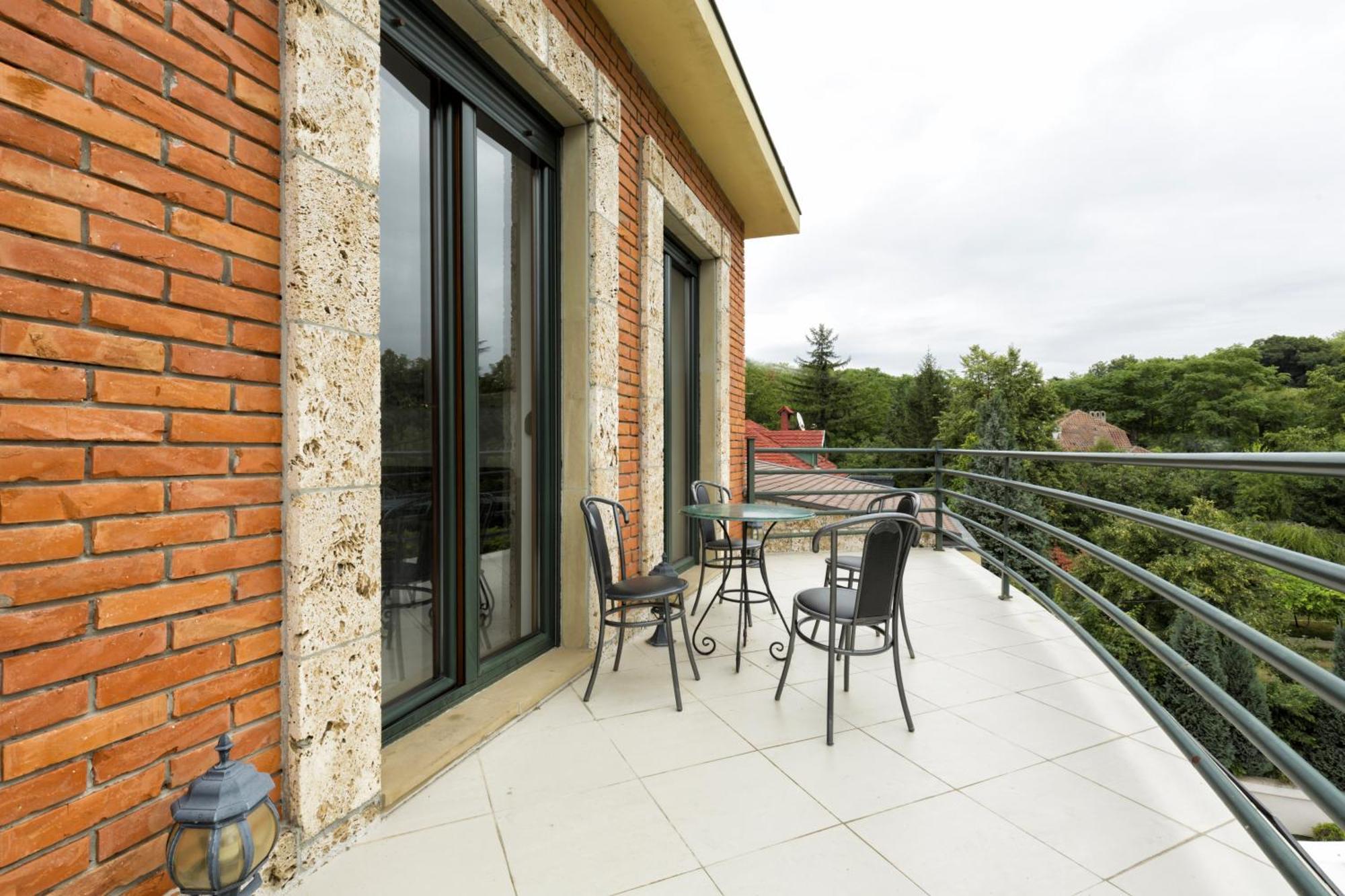 The Belgrade Hills Rooms And Suites Δωμάτιο φωτογραφία