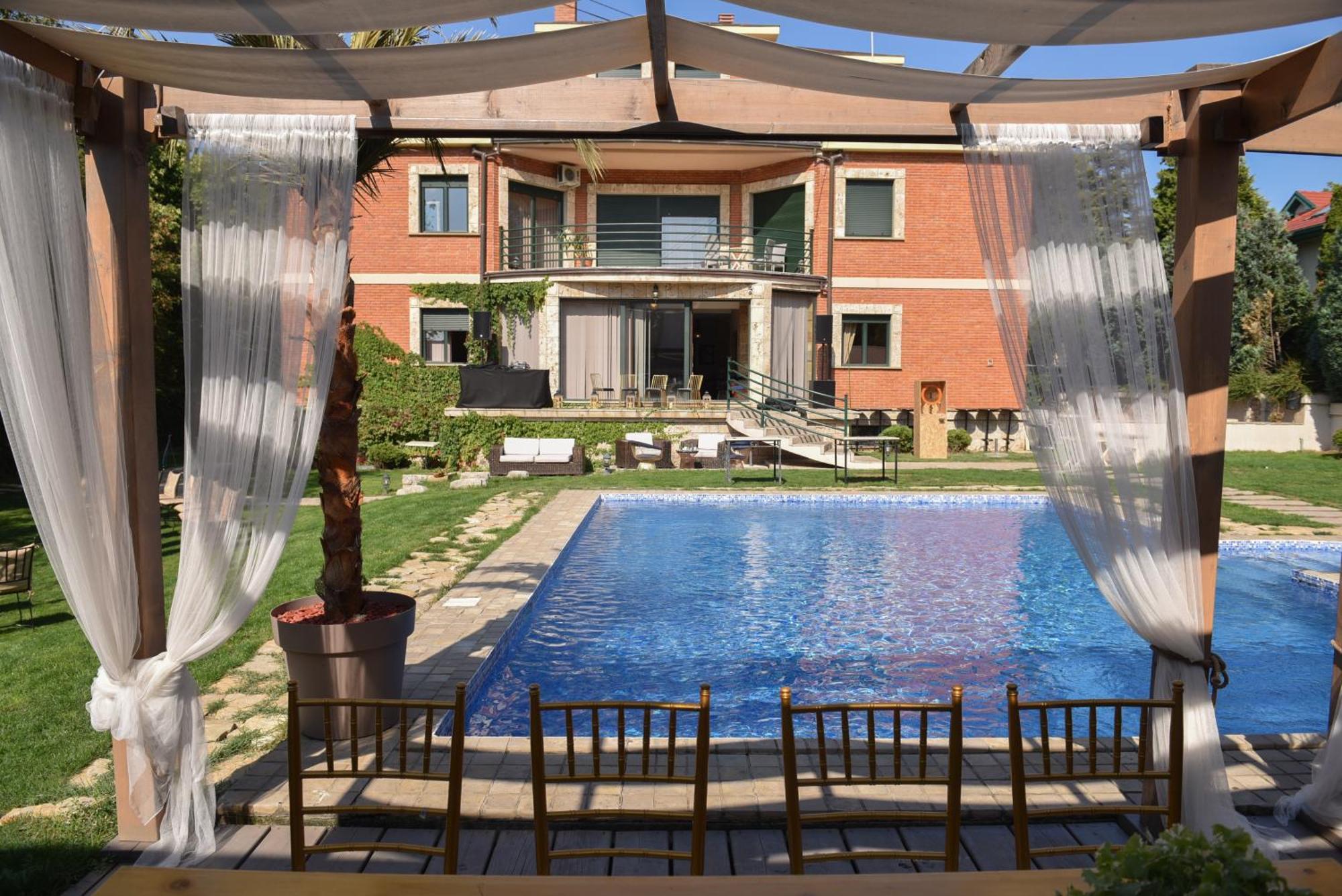 The Belgrade Hills Rooms And Suites Εξωτερικό φωτογραφία